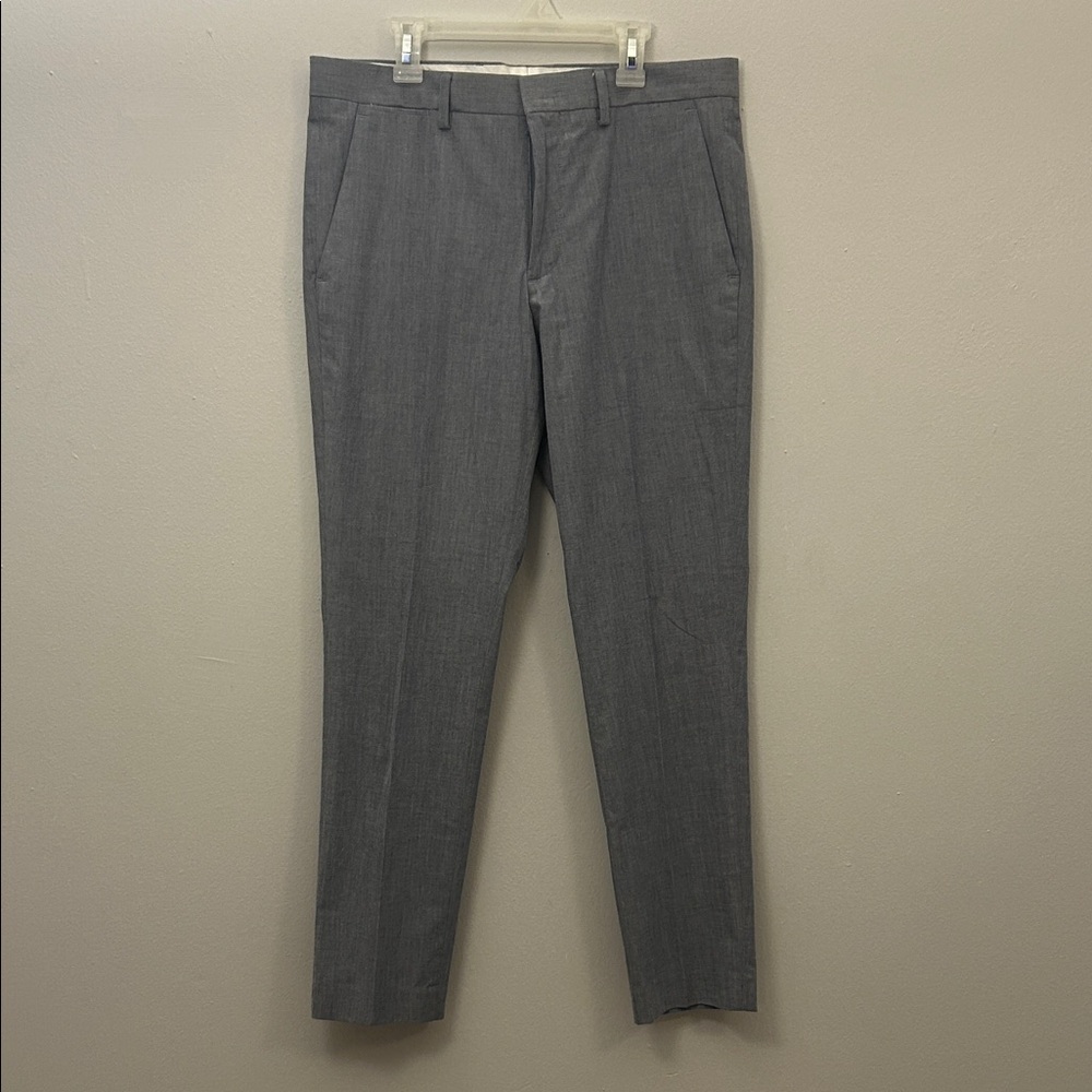 EXPRESS ~ Men's Gray Dress Pants (New Never Worn)